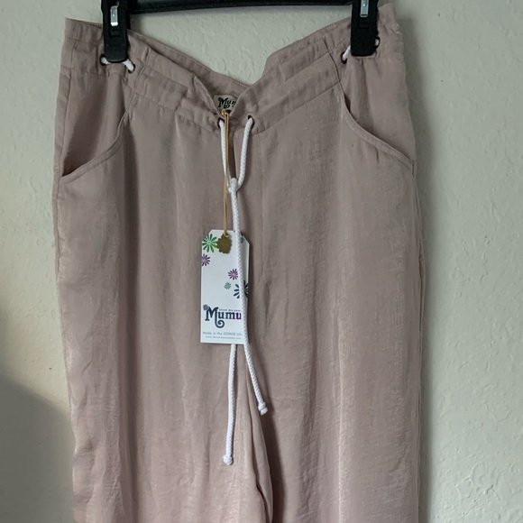 NWT 🔥 Show Me Your Mumu Peterson Pants Rose Gold Sheen - Picture 4 of 8